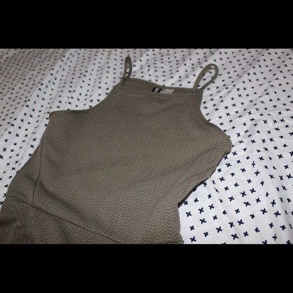 Dress - Picture 3 of 5